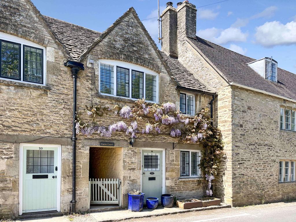 Farm Court, Daglingworth, Cirencester GL7 7AF 3 bed terraced house for sale £425,000