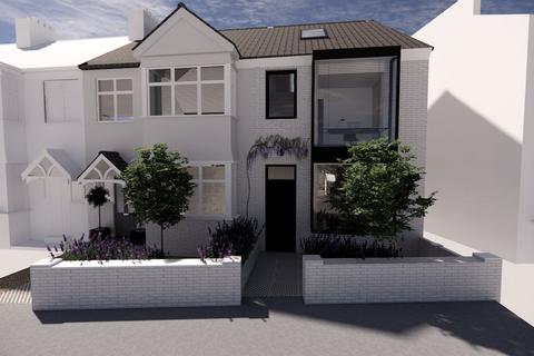 11a Kitchener Road, London, E17 4LJ