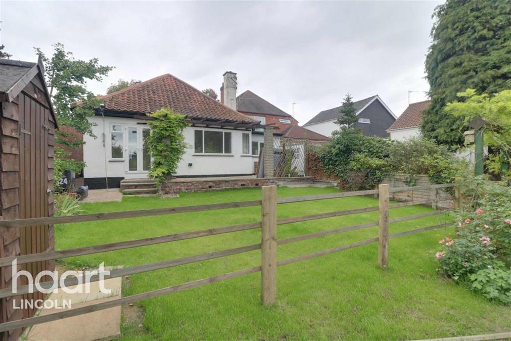 Burton Road, Lincoln 3 bed bungalow £1,400 pcm (£323 pw)