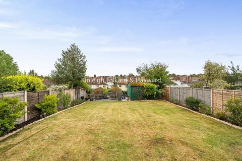 49 Domonic Drive, London, SE9 3LN