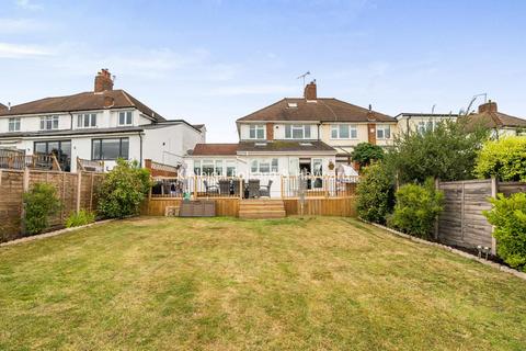 49 Domonic Drive, London, SE9 3LN