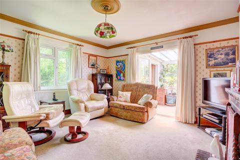 4 bedroom detached house for sale, Valley Road, Peacehaven, BN10