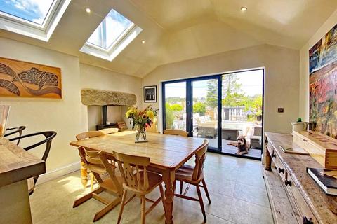 11 Mount Pleasant, Hayle, TR27 4LD