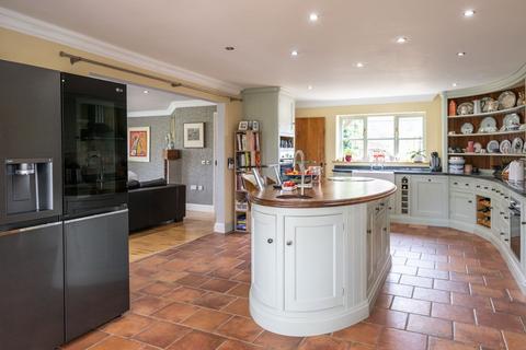 5 bedroom detached house for sale, West Acre