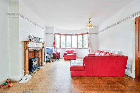 120 Canberra Road, London, SE7 8PG