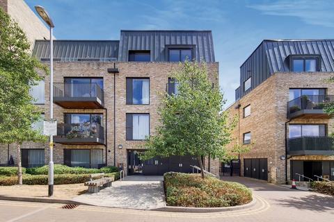 Flat 1, Caledonian Building, 5 Regiment Hill, London, NW7 1FS