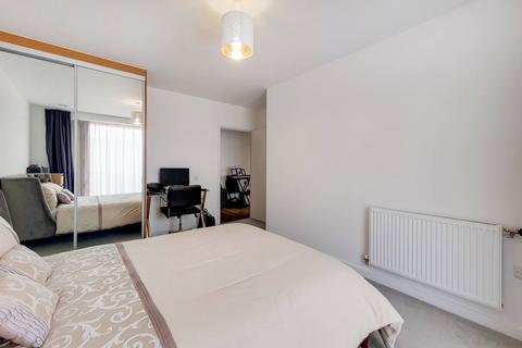 Flat 1, Caledonian Building, 5 Regiment Hill, London, NW7 1FS