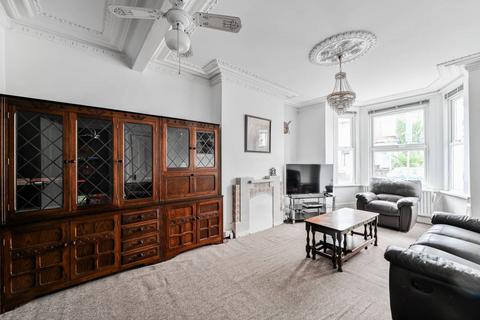 30 Albert Road, Walthamstow, London, E17 7PS