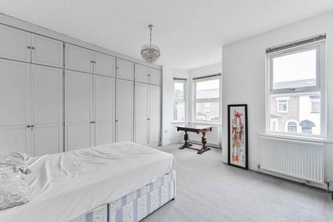 30 Albert Road, Walthamstow, London, E17 7PS