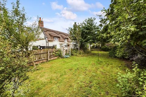 3 bedroom cottage for sale, Scotts Corner, Panxworth, Norwich