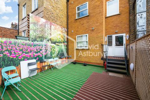 1 bedroom apartment to rent, York Mews, Kentish Town, London
