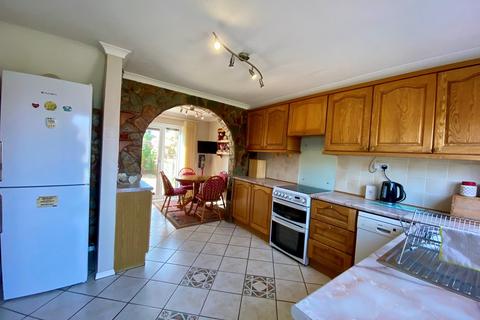 141 Thornpark Rise, Exeter, EX1 3HJ