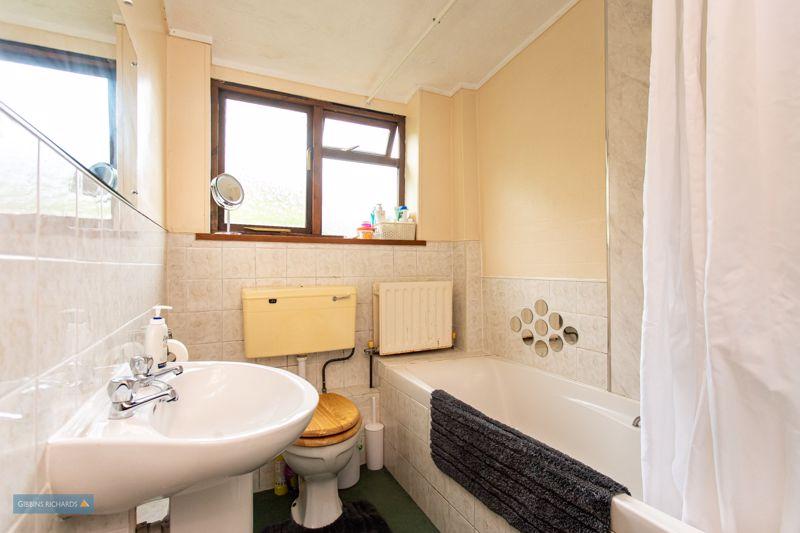 Annexe bathroom