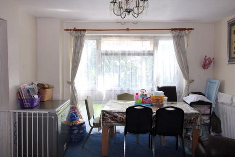 2 bedroom flat for sale - Brook Street, Luton