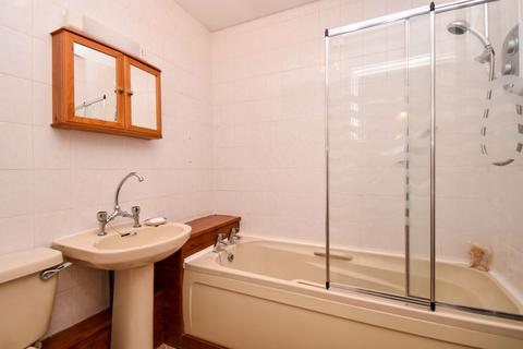 3n Beechwood Road, Cumbernauld, Glasgow, G67 2NL