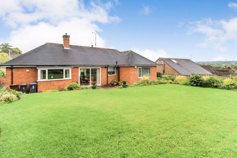Hillswood Drive, Endon, Staffordshire, ST9 2 bed detached bungalow for