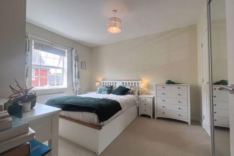 4 bedroom detached house for sale, Saintbridge Road, Longford, Gloucester, GL2 9FN