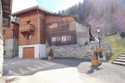 4 bedroom chalet, Courchevel, Le Praz, 73120, France