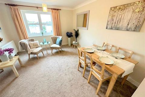 1 bedroom retirement property for sale, 32 St Botolphs Road, Worthing, West Sussex, BN11 4JT