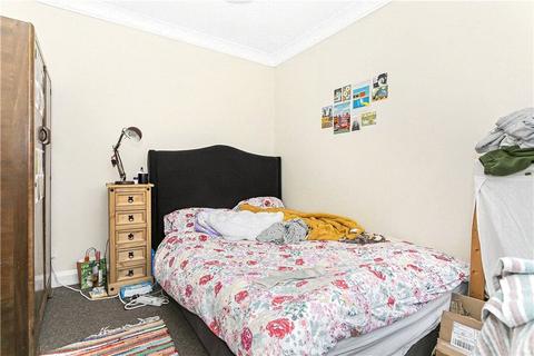 1 bedroom end of terrace house to rent, Guildford Park Avenue, Guildford, Surrey, GU2