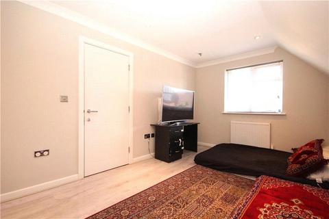 1 bedroom in a house share to rent, Guildford, Surrey, GU2