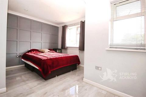1 bedroom detached house to rent, Aldershot Road, Guildford, Surrey, GU2