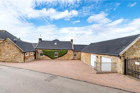 3 bedroom detached house for sale, Woodhall Road, Braidwood, Carluke