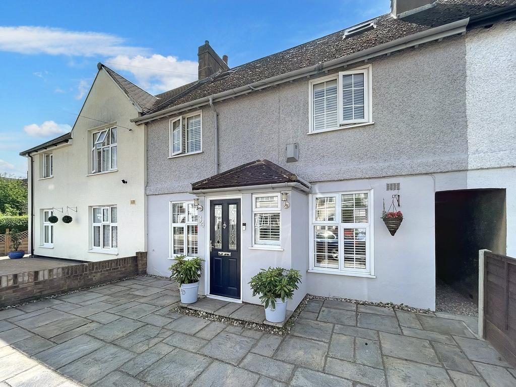 Green Way, Bromley BR2 5 bed terraced house £550,000