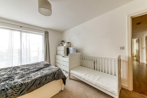 2 bedroom apartment for sale - Talbot Close, Mitcham, CR4