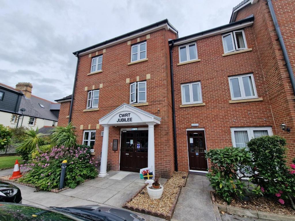 Plymouth Road, Penarth 1 bed retirement property to rent £695 pcm (£