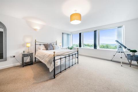 Chapter House School Hill, High Street, St Austell, PL26 7TP