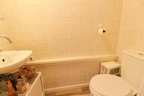 50 The Maples, Harlow, CM19 4QZ