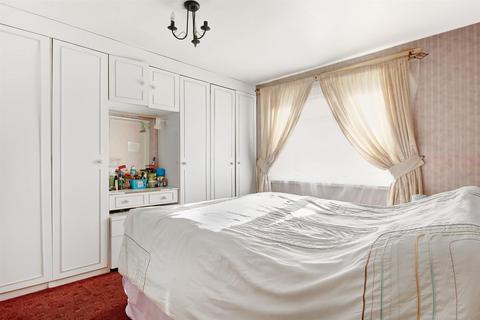 50 The Maples, Harlow, CM19 4QZ