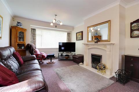 3 bedroom detached house for sale, Castle Drive, South Cave