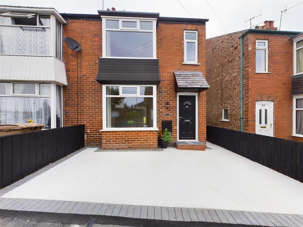 Milner Road, Bridlington 3 bed semidetached house for sale £159,950