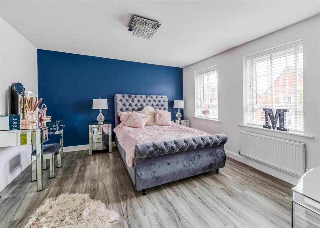 10 Lydiate Hill Road-bed2.jpg