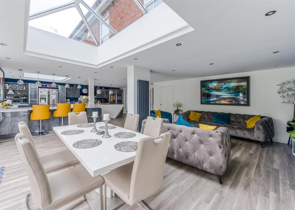 10 Lydiate Hill Road-kitchen5.jpg