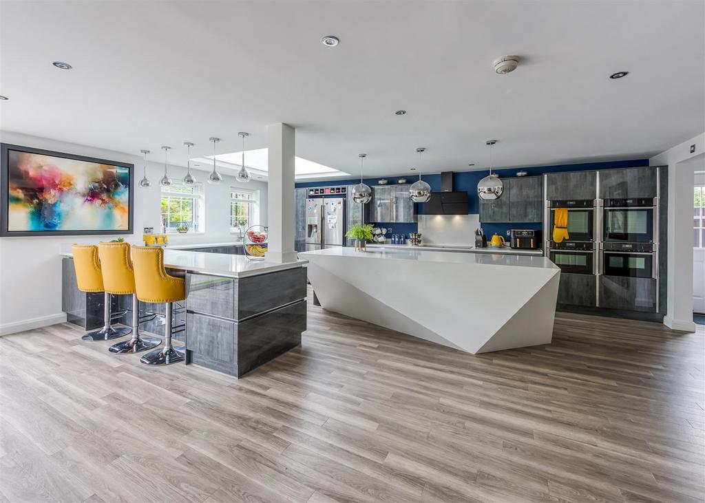 10 Lydiate Hill Road-kitchen7.jpg
