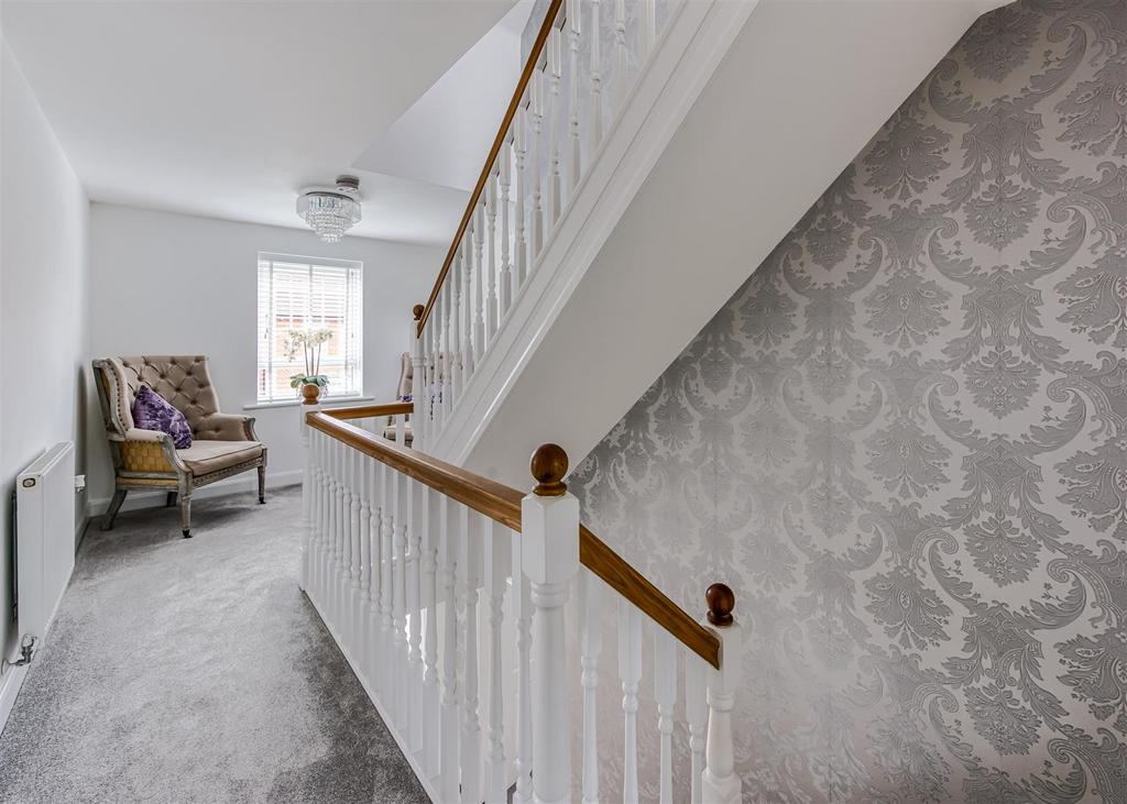 10 Lydiate Hill Road-landing1.jpg