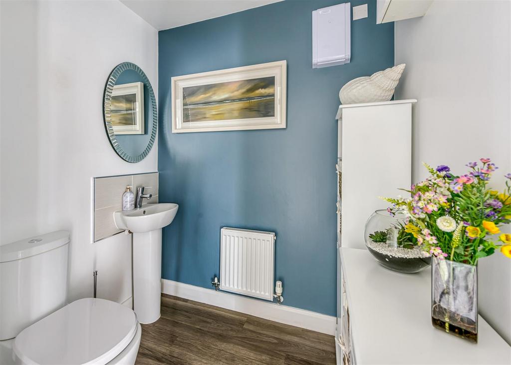10 Lydiate Hill Road-cloaks.jpg