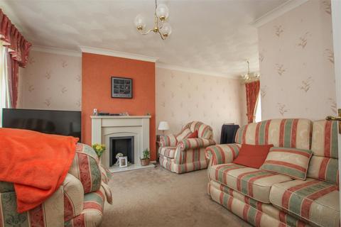 3 bedroom semi-detached house for sale, Wid Close, Hutton, Brentwood