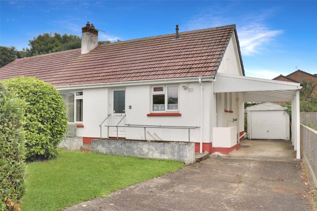 Ballards Crescent, West Yelland, Barnstaple, Devon, EX31 2 bed bungalow