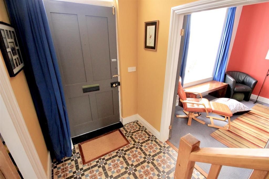 Jameston, Tenby 4 bed detached house for sale £394,500