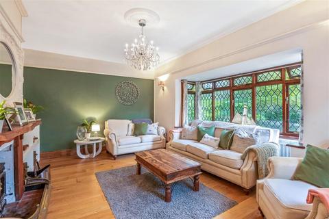 Woodcote Wrotham Road, Meopham, Gravesend, DA13 0RE