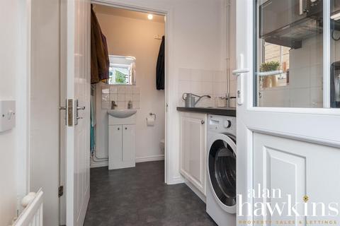 2 Forge Fields, Lydiard Millicent, Swindon, SN5 3WS