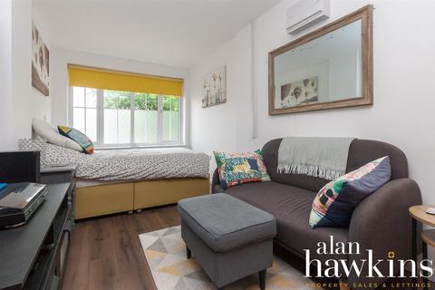 2 Forge Fields, Lydiard Millicent, Swindon, SN5 3WS