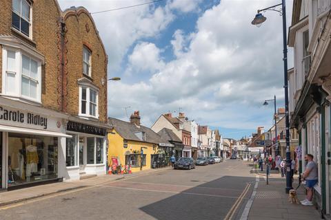 Property to rent, Harbour Street, Whitstable