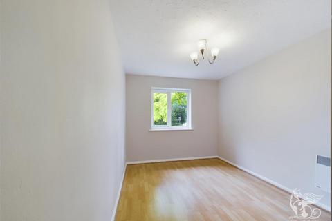 1 bedroom apartment for sale - Rectory Road, Grays