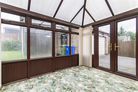 3 Berwick Close, Chesterfield, S40 3NY