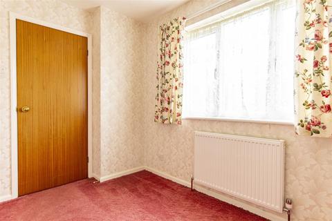 3 Berwick Close, Chesterfield, S40 3NY